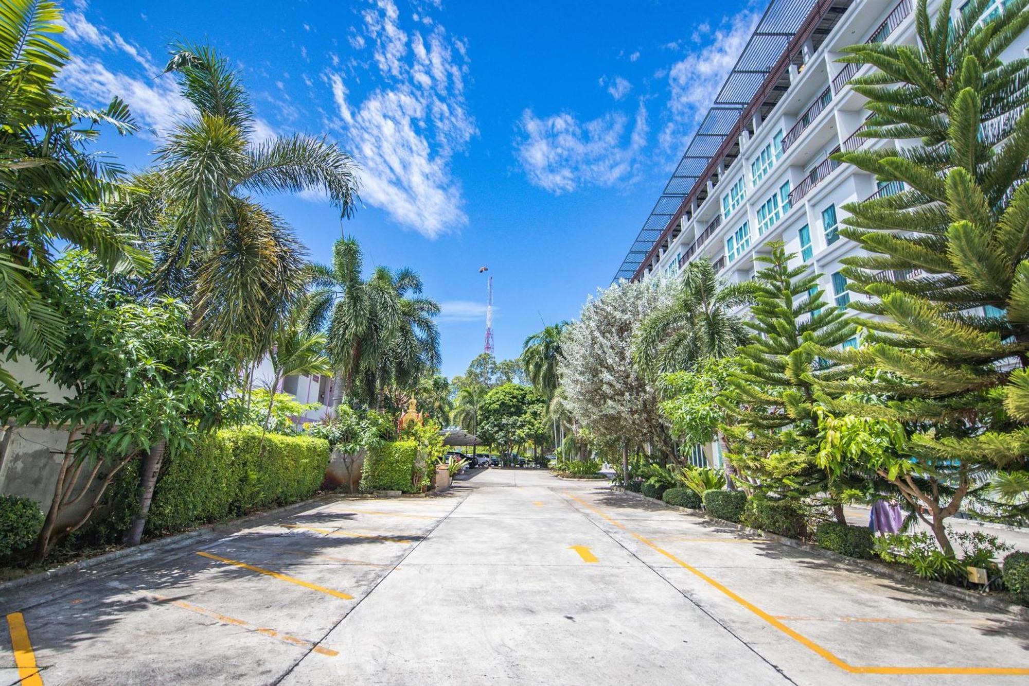 Phavina Hotel Rayong Sha Extra Plus Exterior foto