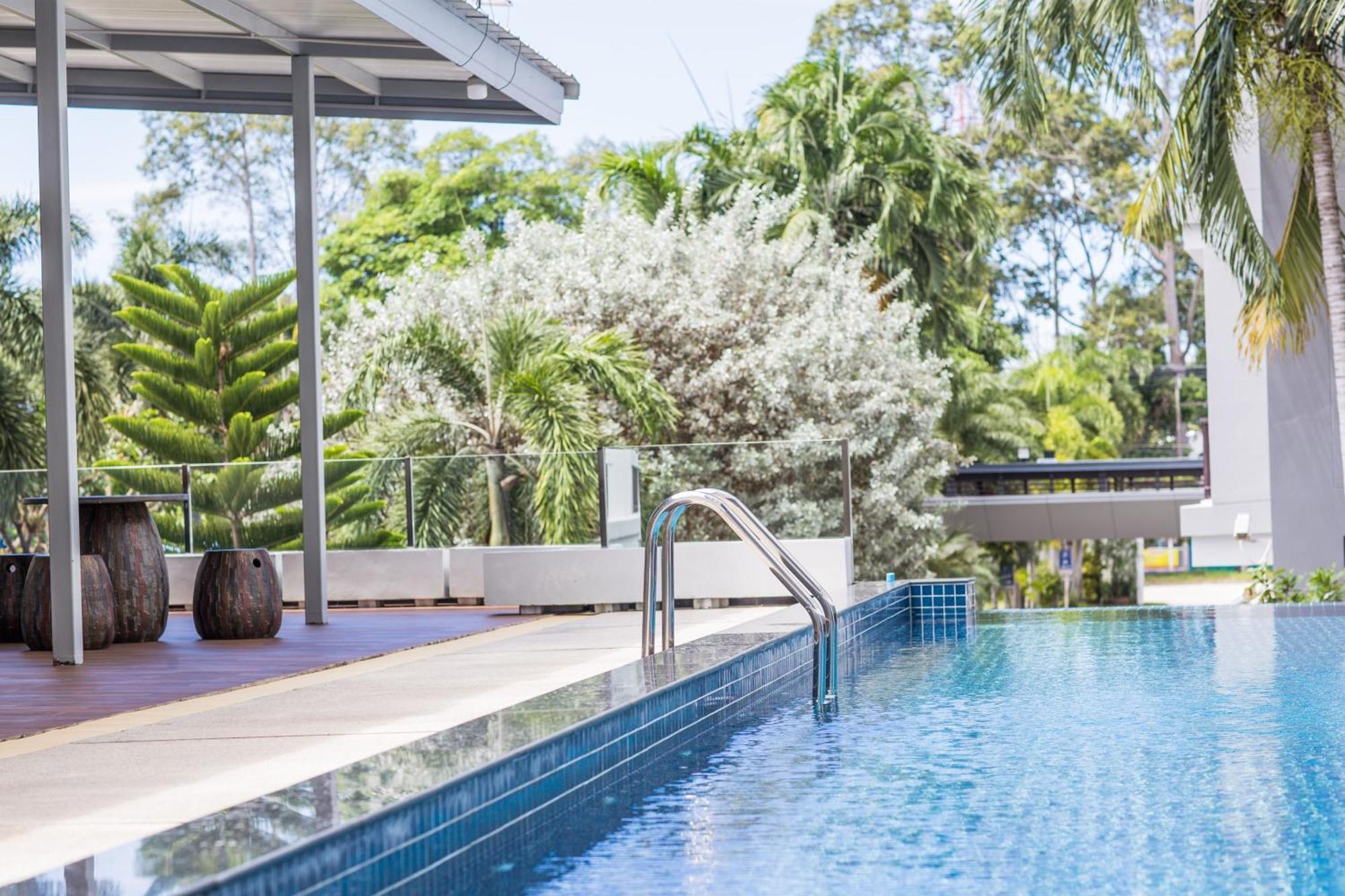 Phavina Hotel Rayong Sha Extra Plus Exterior foto